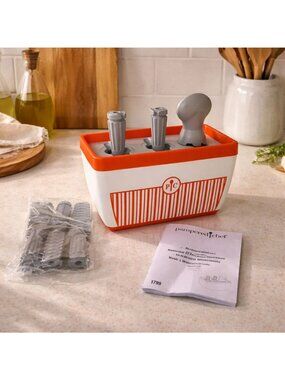 Pampered Chef Quicksicle Maker with Base Molds Key Popsicle Sticks Frozen Treats